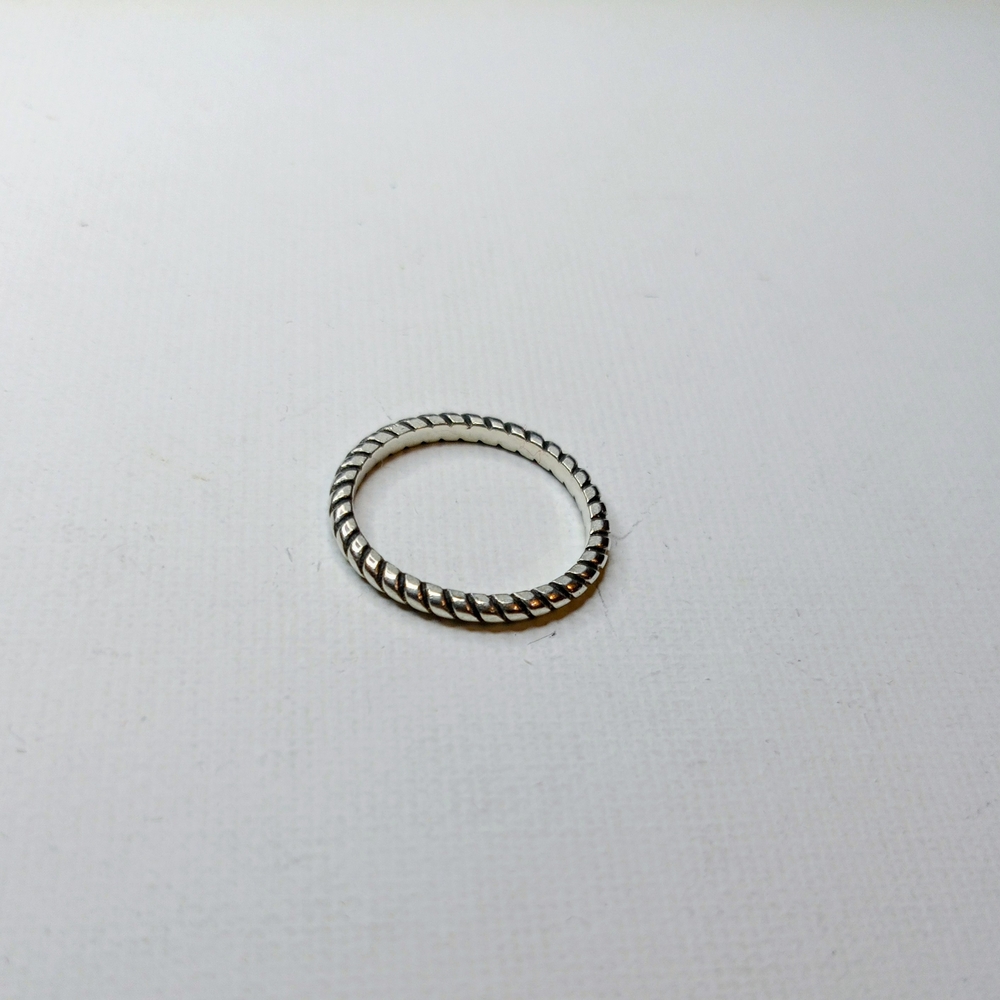 James Avery RETIRED Ring
